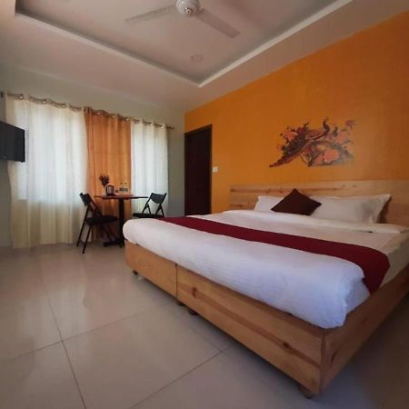 Hotel Yoga Retreat By Queens Valley Rishīkesh Buitenkant foto