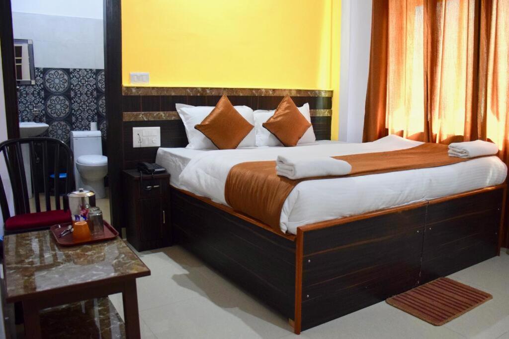 Hotel Yoga Retreat By Queens Valley Rishīkesh Buitenkant foto